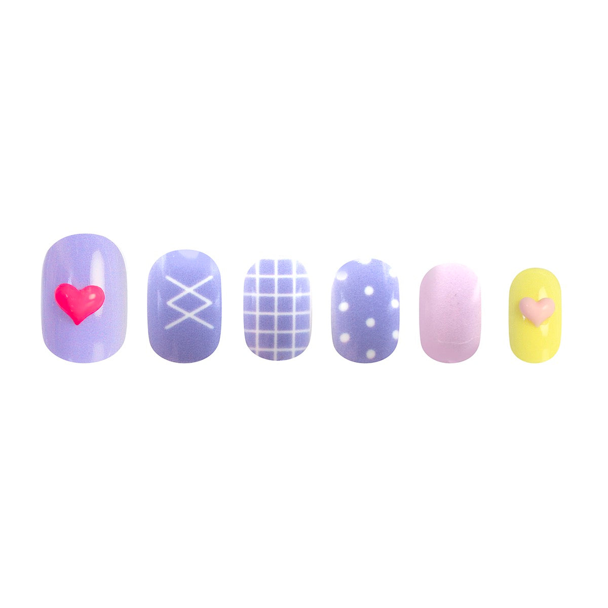 65411 Mochi Latte Mini Pre-Glued Nails: Hearts and Patterns