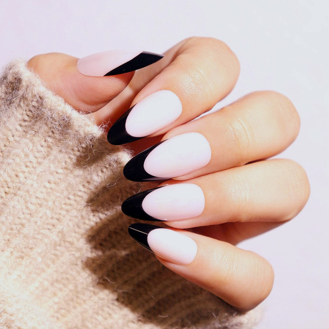 Bare Luxx - Toffee Glow (24 Nails x 6 Styles, 144 nails) 65517