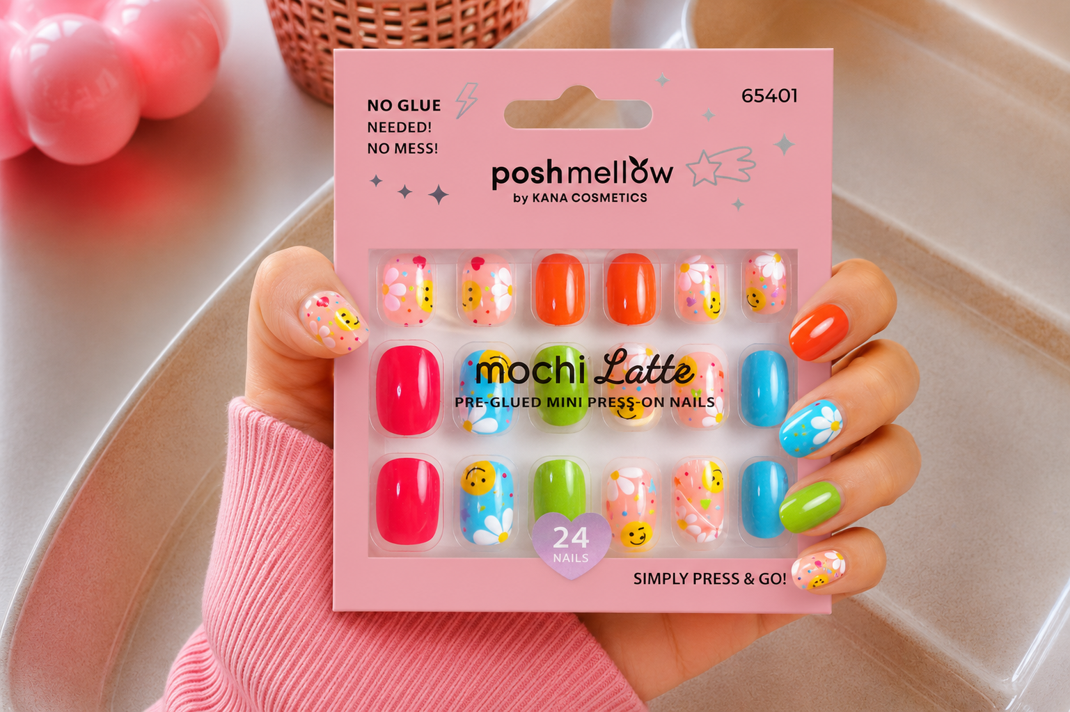 Mochi Latte Mini Pre-Glued Nails: Smiles and Flowers 65401