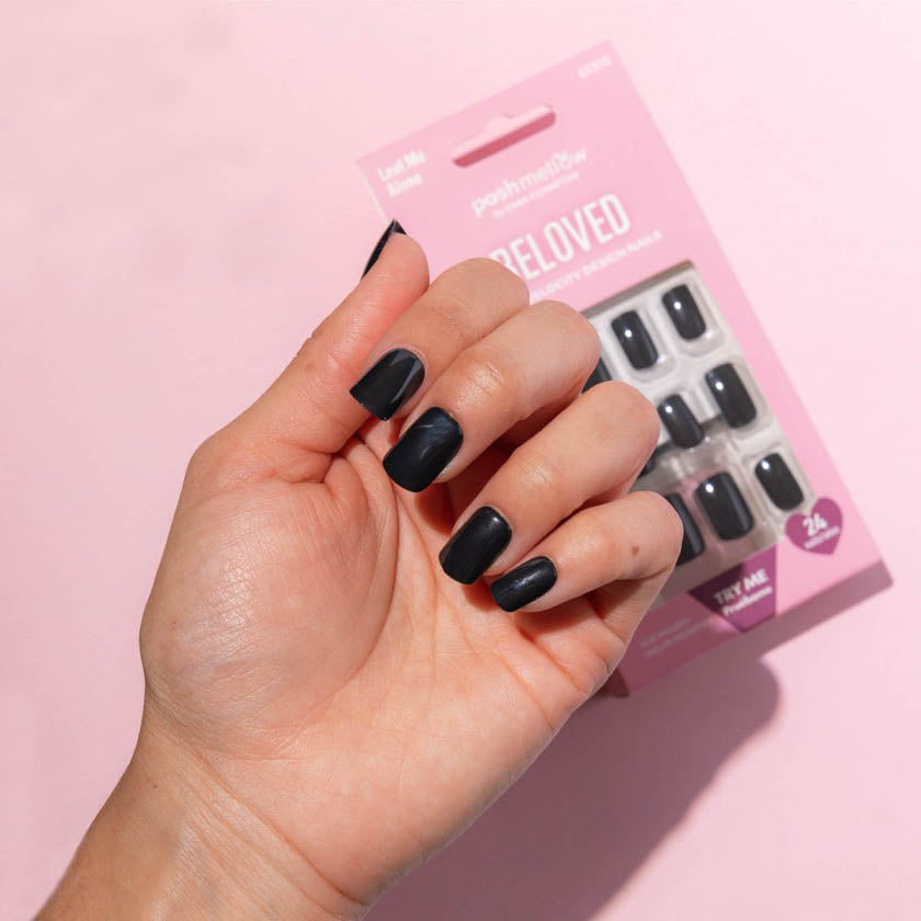 Black Press On Nails with Glue - Short Nails by Poshmellow