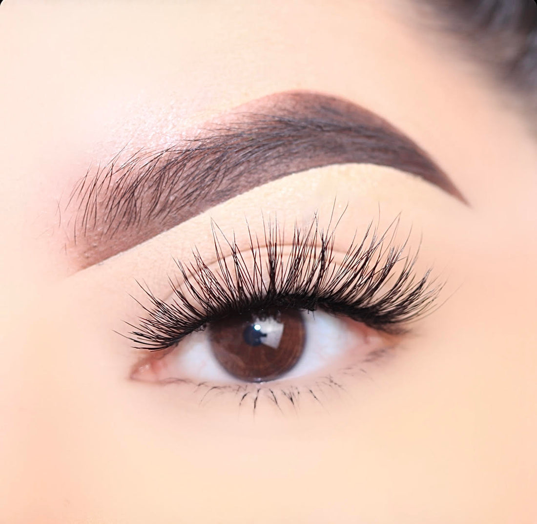 Bare Naturelle Human Lashes-3D Tapered- Vixen 67115