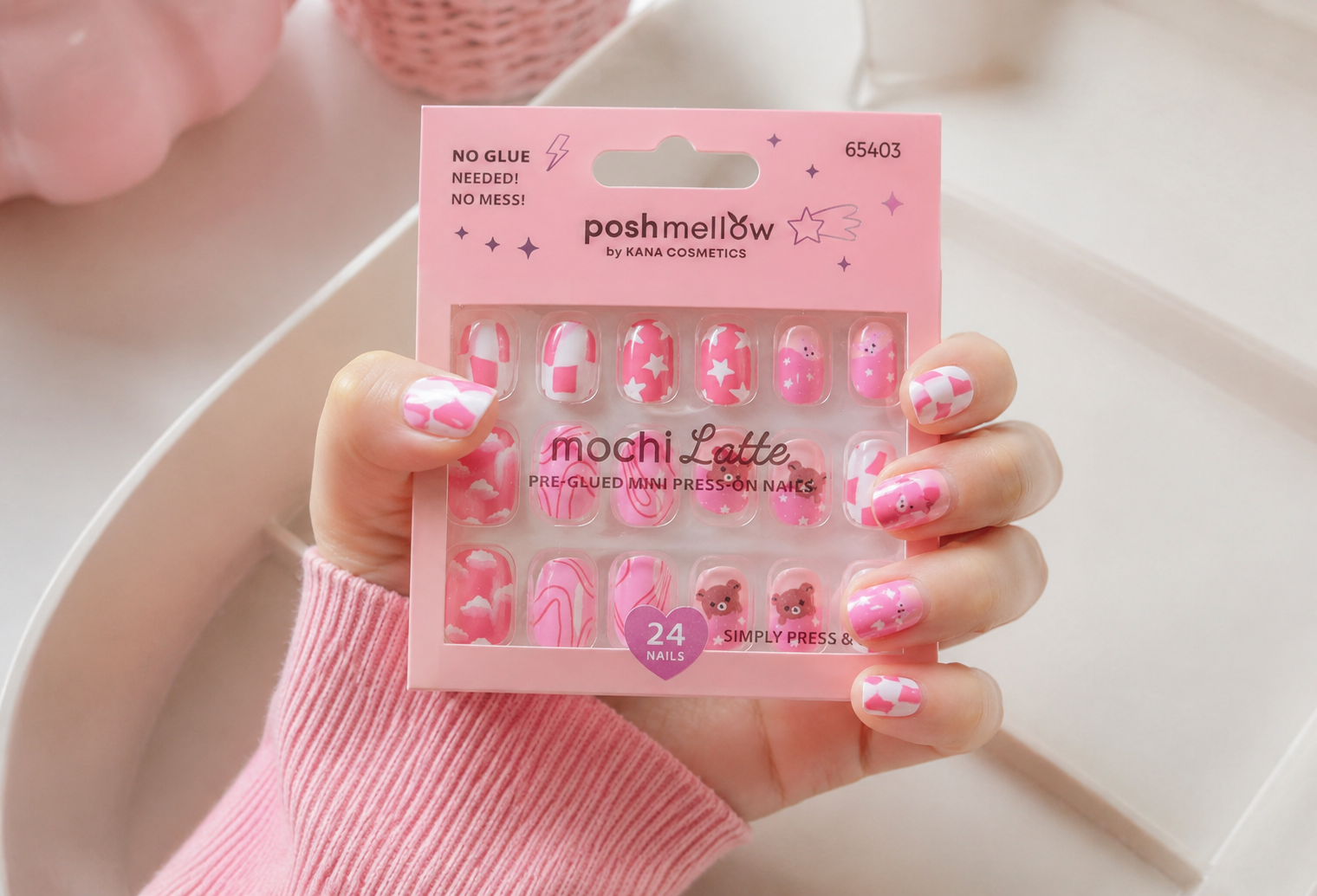 Mochi Latte Mini Pre-Glued Nails: Bears and Swirls 65403