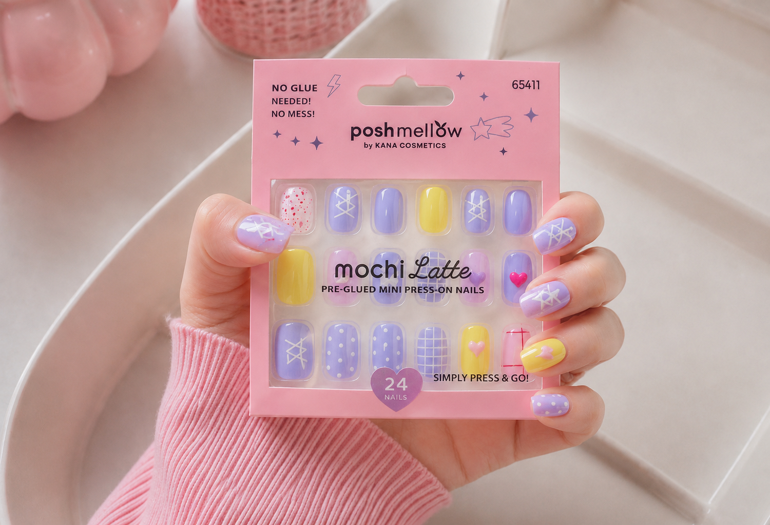 Mochi Latte Mini Pre-Glued Nails: Hearts and Patterns 65411